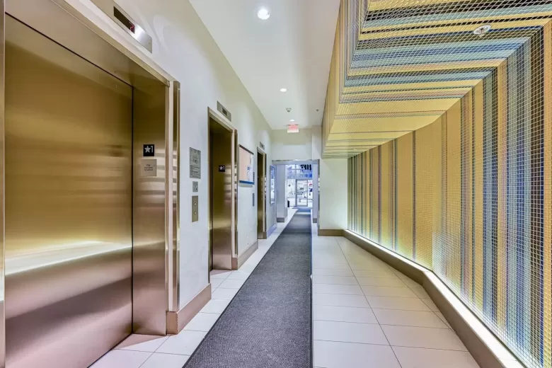 408 13618 100 AVENUE image #1