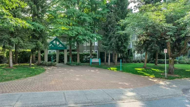 104 15150 108TH AVENUE image #1