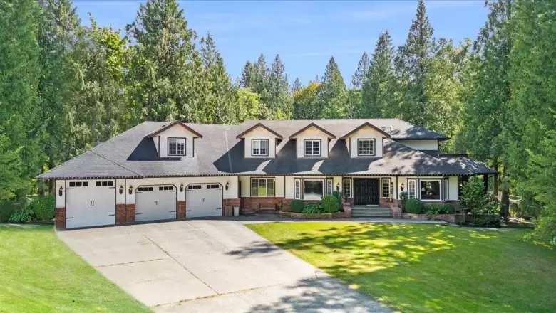 19676 86 AVENUE image #1