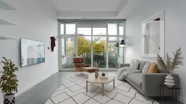 276 E 2ND AVENUE image #1