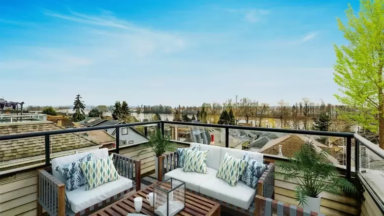 2408 SE MARINE DRIVE image #1