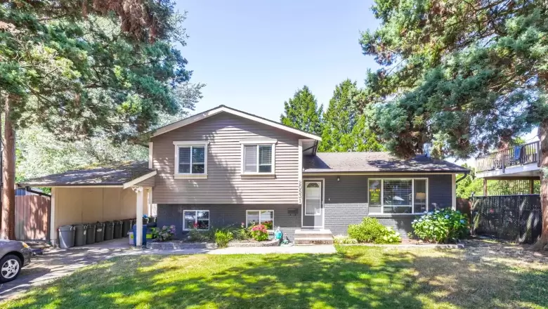 20531 48A AVENUE image #1