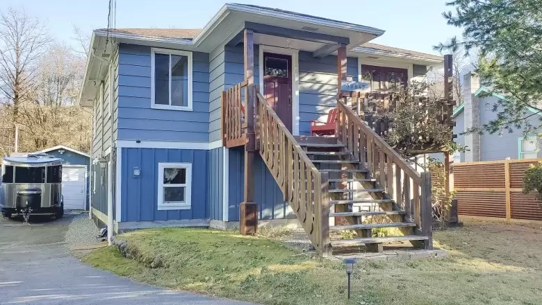 38842 BRITANNIA AVENUE image #1