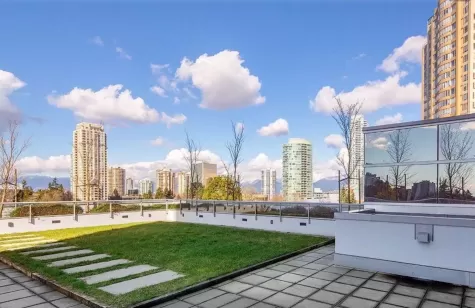 6335 SILVER AVENUE image #2