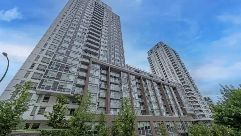 2205 5665 BOUNDARY ROAD image #1