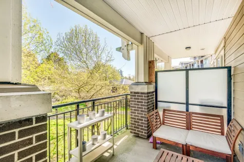 220 5788 SIDLEY STREET image #1