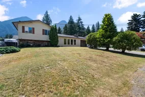 63712 HEATHER AVENUE, Hope & Area, Hope, BC