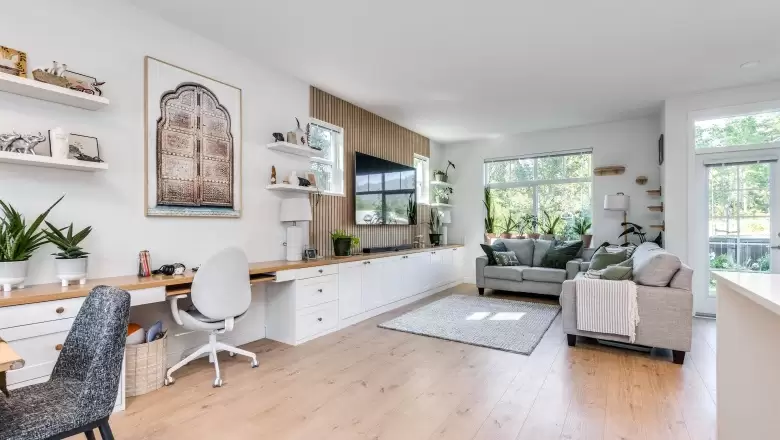 146 3565 BAYCREST AVENUE image #1