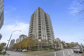 409 135 E 17TH STREET, North Vancouver, North Vancouver, BC