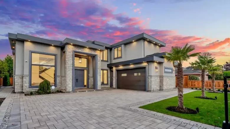 9460 DESMOND ROAD image #1