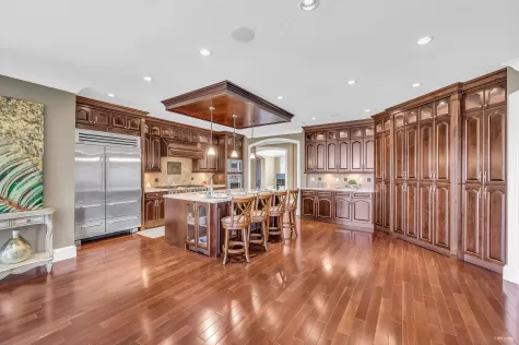 12855 CRESCENT ROAD image #4