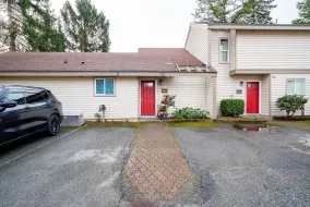 6043 W GREENSIDE DRIVE, Cloverdale, Surrey, BC