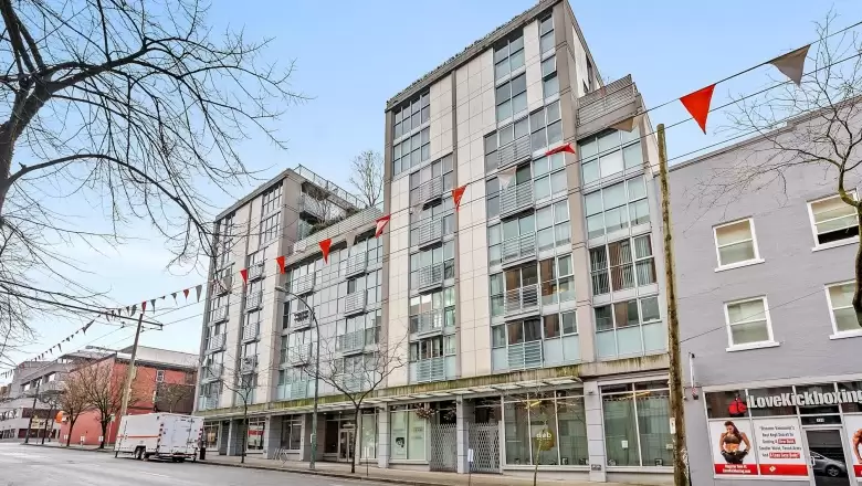 712 168 POWELL STREET, Vancouver, BC