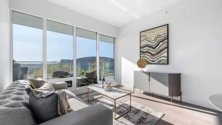501 6622 PEARSON WAY image #1