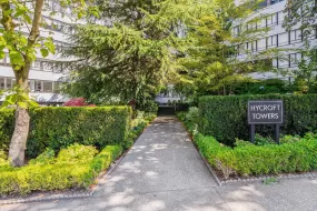 522 1445 MARPOLE AVENUE, Vancouver West, Vancouver, BC