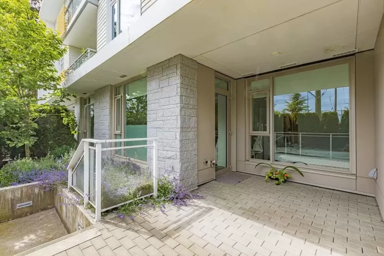 106 375 W 59TH AVENUE image #1