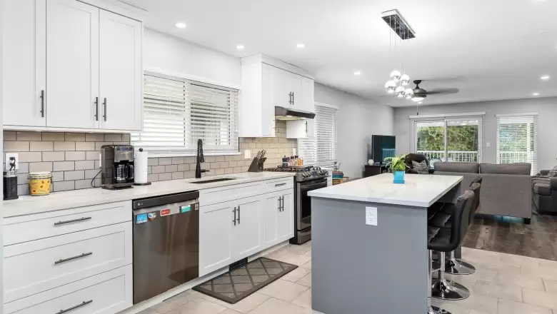 1185 ESPERANZA DRIVE image #1
