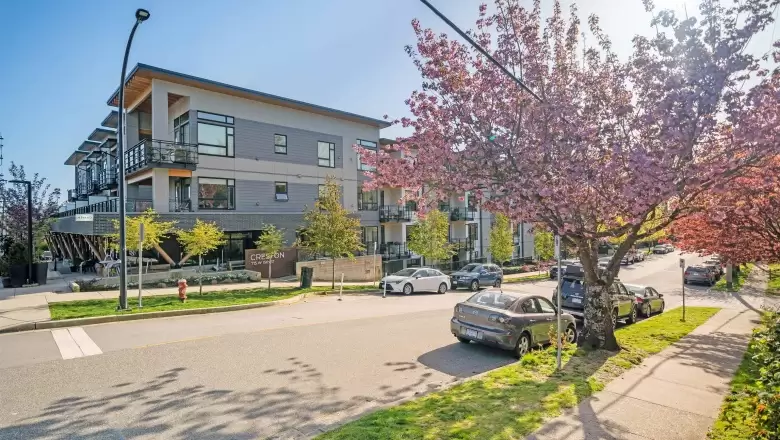 309 715 W 15TH STREET image #1