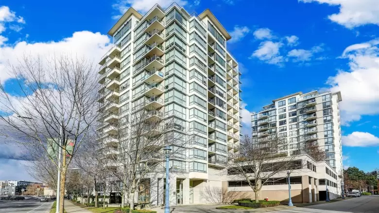 706 7555 ALDERBRIDGE WAY image #1