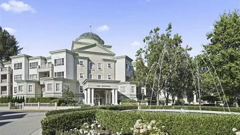 314 2975 PRINCESS CRESCENT image #1