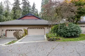 1053 STRATHAVEN DRIVE, North Vancouver, North Vancouver, BC