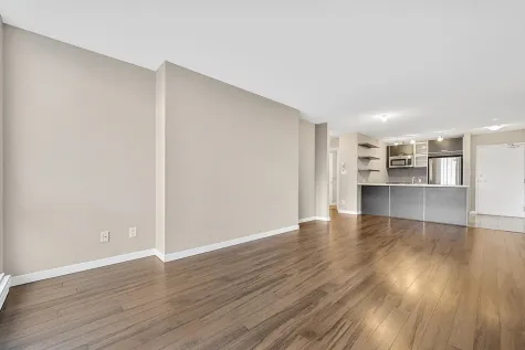 2909 9981 WHALLEY BOULEVARD image #2