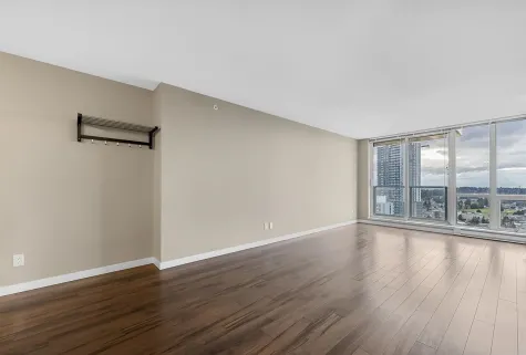 2909 9981 WHALLEY BOULEVARD image #3