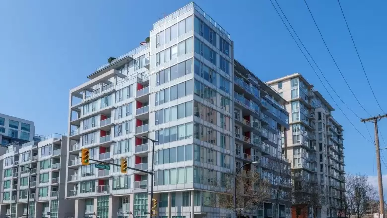 706 1887 CROWE STREET image #1