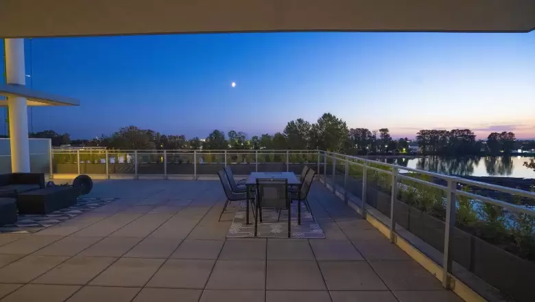 606 3198 RIVERWALK AVENUE image #1