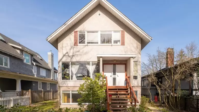 227 W 18TH AVENUE, Vancouver, BC