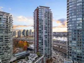 907 688 ABBOTT STREET, Vancouver West, Vancouver, BC