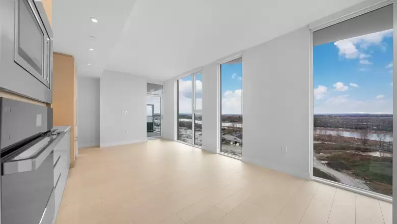 1607 3538 SAWMILL CRESCENT image #1
