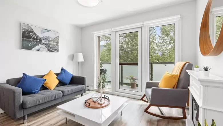 313 7350 CRABAPPLE COURT image #1