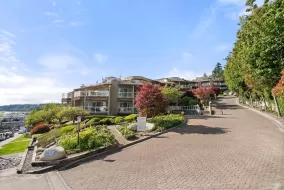 209 15025 VICTORIA AVENUE, South Surrey White Rock, White Rock, BC