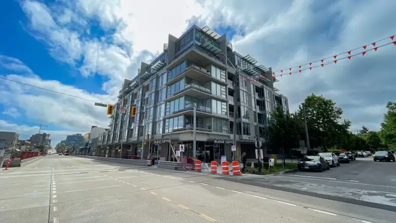 410 2528 MAPLE STREET image #1