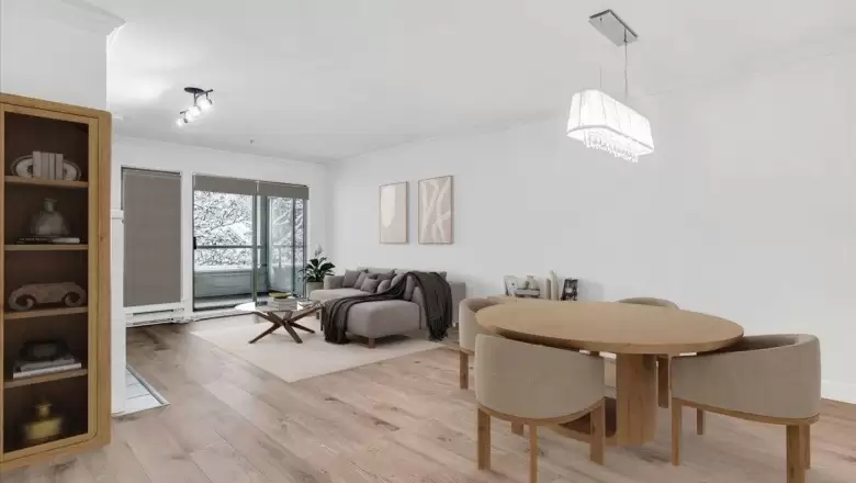 509 301 MAUDE ROAD image #1