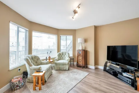 2 1251 LASALLE PLACE image #1
