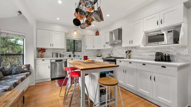 2568 GRANT STREET image #1