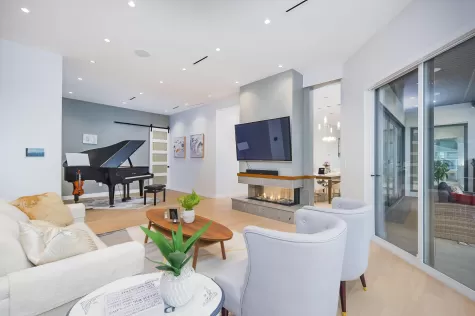 1445 SHAY STREET image #1
