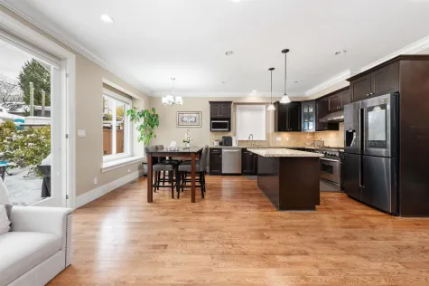4146 W 14TH AVENUE image #1