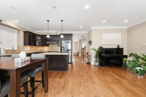 4146 W 14TH AVENUE image #3