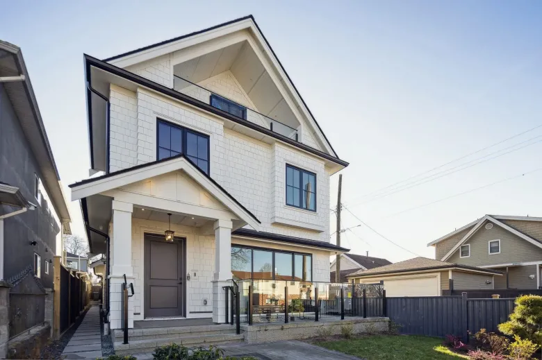 2 2920 GRANT STREET image #1