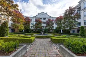 323 5735 HAMPTON PLACE, Vancouver, BC