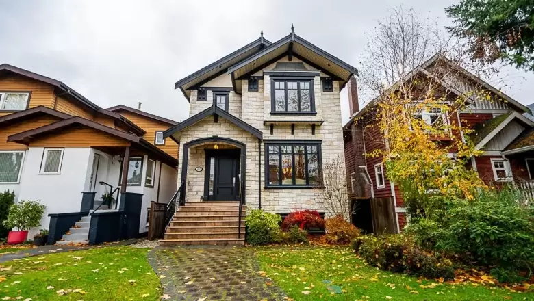 3029 W 15TH AVENUE image #1