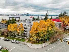 401 245 ST. DAVIDS AVENUE, North Vancouver, North Vancouver, BC