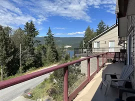 5837 MARINE WAY, Sechelt, BC