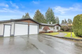 20597 39 AVENUE, Langley, Langley, BC