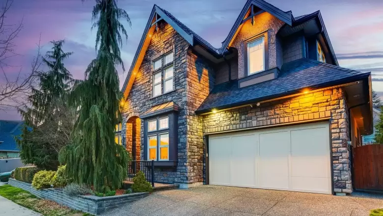 16223 27A AVENUE image #1