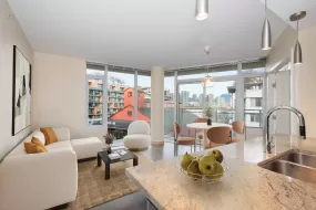 607 88 W 1ST AVENUE, Vancouver, BC