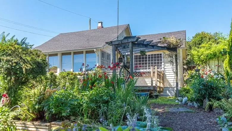 33457 3 AVENUE image #1